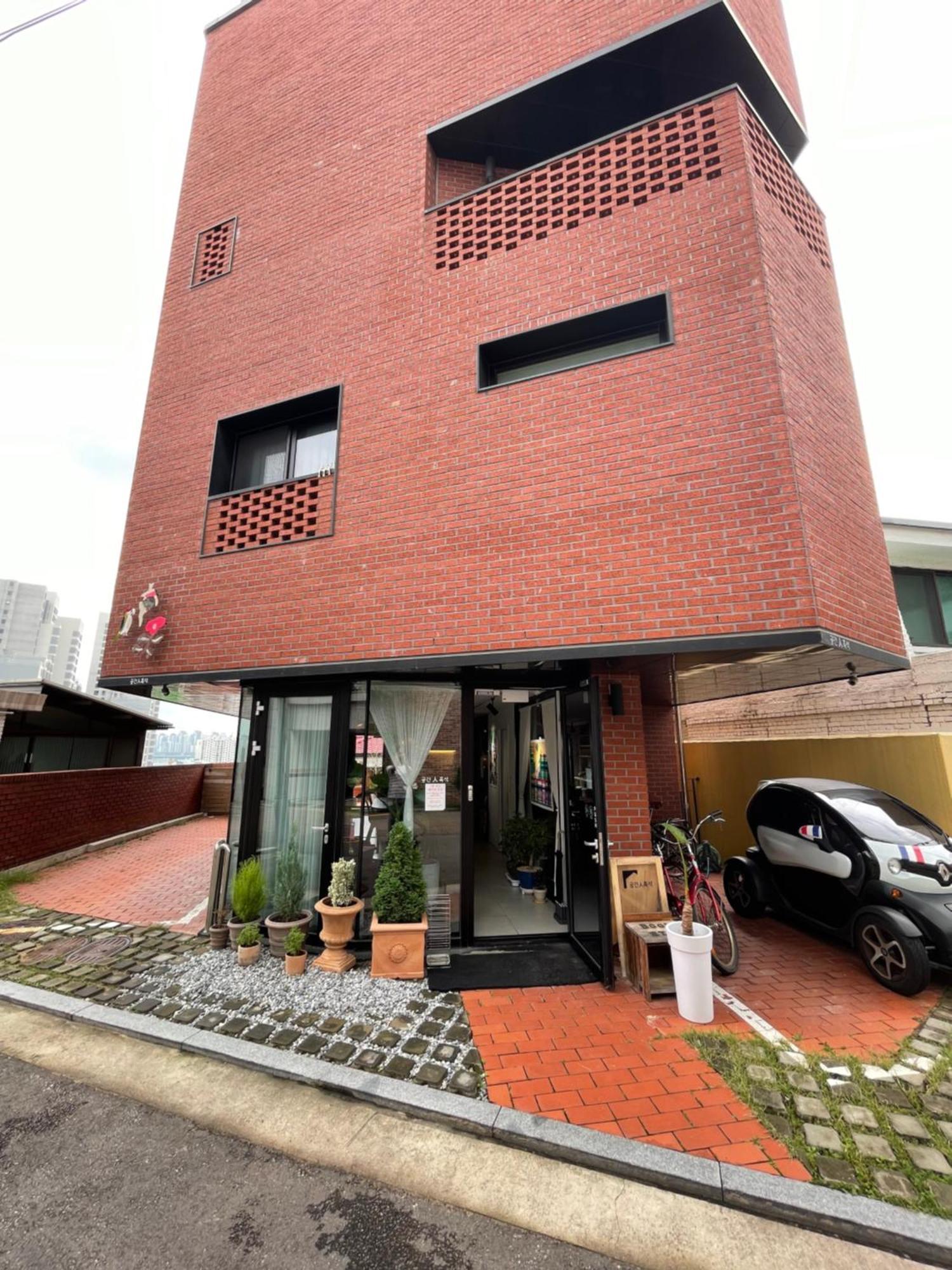 Space In Blackstone 首爾 外观 照片