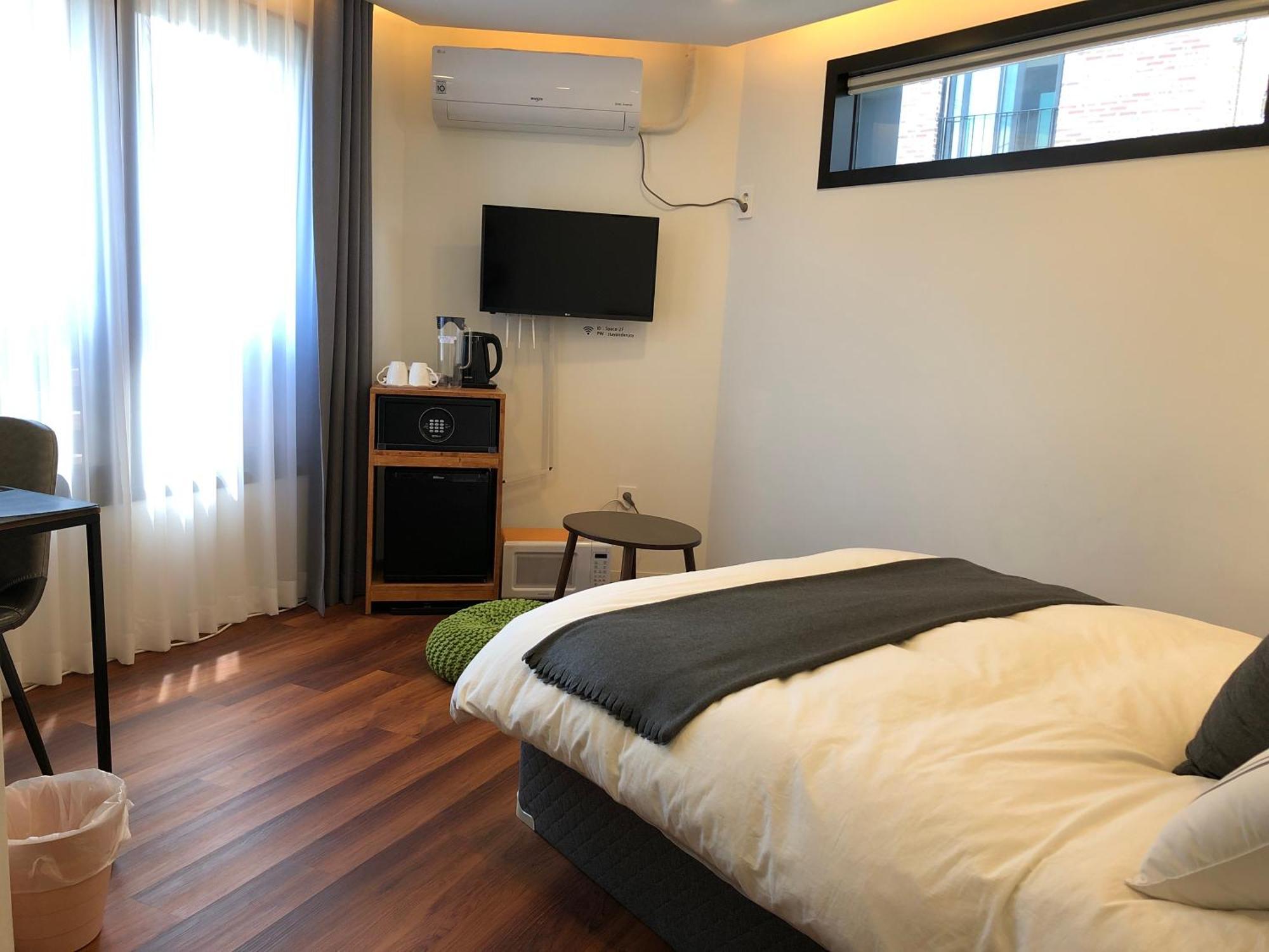 Space In Blackstone 首爾 客房 照片